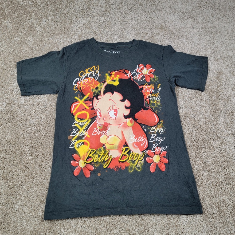 Betty Boop Graphic T-Shirt Cartoon Character Tee Sassy‎ Cute Bold Print Sz Small